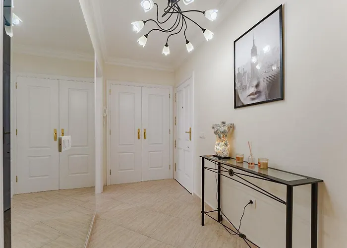 Terrazas Del Duque Ii 2a302 아데제