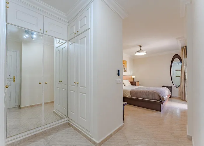 Διαμέρισμα Terrazas Del Duque Ii 2a302 *